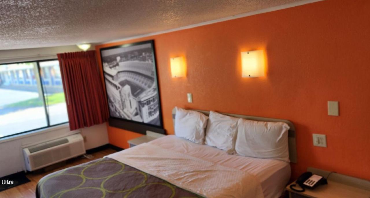 Fairbridge Inn Express London ภายนอก รูปภาพ